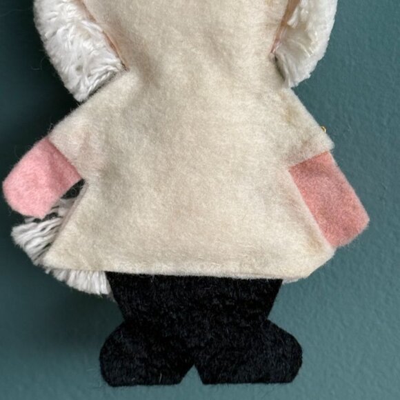 Vintage 70s Handmade Felt Eskimo Girl Christmas Ornament Inuit Yupik 5" - Picture 8 of 8